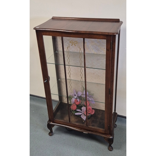 381 - Mahogany art Deco China Cabinet. Comes with key and has interior glass shelves.