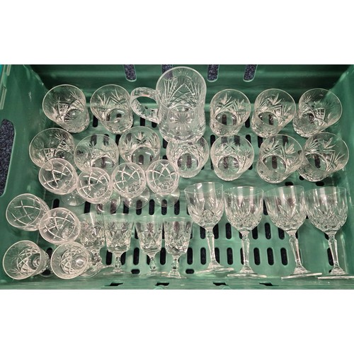 535 - A Crate of Crystal wares; Etched Crystal Tankard, 12 Brandy/Whisky glasses, Wine & Sherry glasses