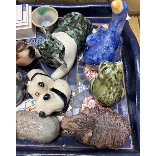 544 - Tray of collectables; Goebel bird, Coral and various pottery animals.