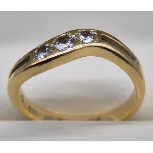 63 - 18ct yellow gold, three diamond stone ring. 
0.30cts. Ring size L. 
3.19GRAMS.