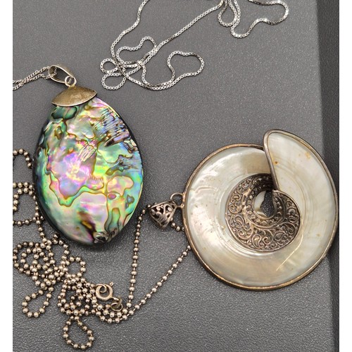70 - A Collection of silver jewellery; 925 silver and shell pendant with silver chain. 925 silver and Lab... 