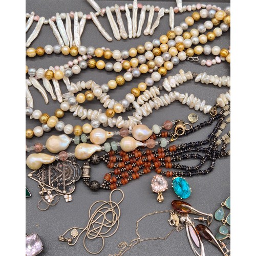 82 - A Collection of silver and pearl jewellery; Various pearl necklaces. Silver pendants and chains. Sil... 