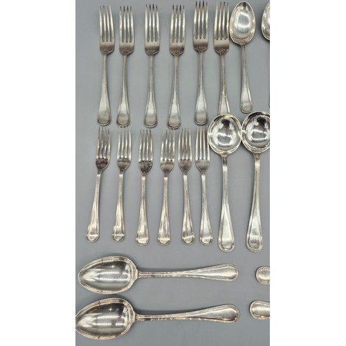 95 - Sheffield Silver matching cutlery. Produced by Mappin & Webb. Six Dessert/ starter Forks. Six Soup S... 