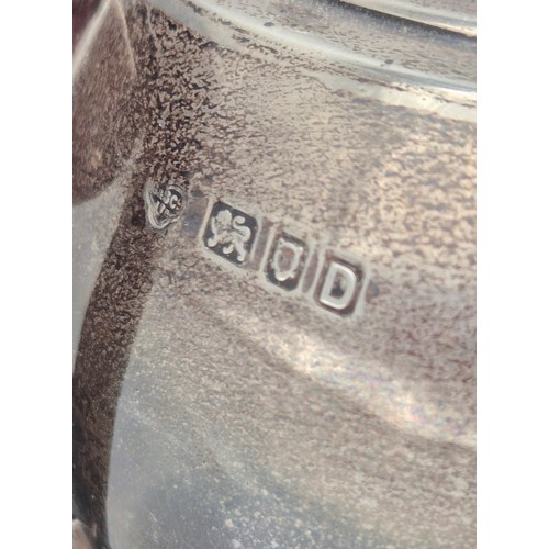 90 - London Silver Tea Pot. Produced by Goldsmiths & Silversmiths Co Ltd. 562grams