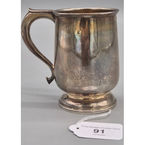 91 - Birmingham silver Christening Mug. Produced by Deakin & Francis Ltd. 174.42grams.