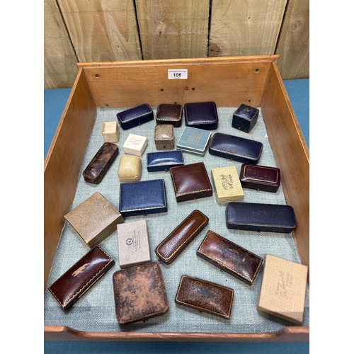 108 - A Collection of antique and vintage jewellery boxes; Includes leather boxes. Ring & Brooch boxes.