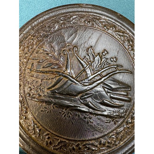 104 - Early 19th century Pressed Horn Box. Inscribed inside: Batchelorston, Kintore. c.1830. Possibly made... 
