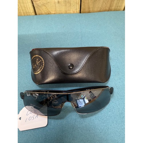 105A - A Vintage pair of Ray Ban Sunglasses. Comes with protective case.