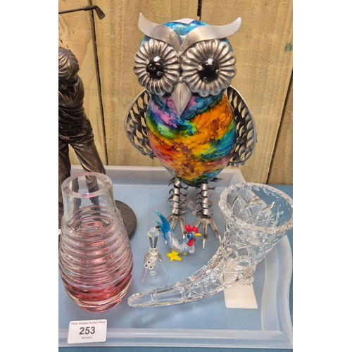 253 - A Tray of collectables; Glass globe on stand. Bronze effect golfing figure. Metal Owl sculpture, Edi... 
