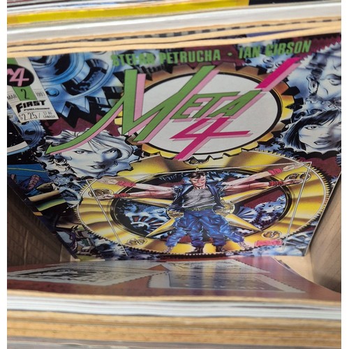 461 - Crate of mixed Comics; Dark Horse, Mars Attacks, Mech Destroyer, Miracleman, #1 comics along with ot... 