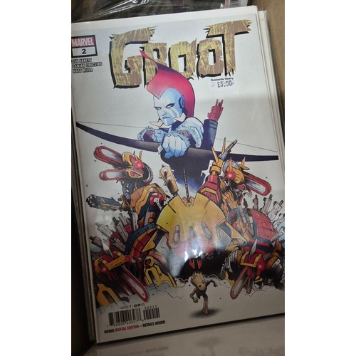 474 - Crate of Marvel Comics; Variant  editions, Thor, Marvel Strange, Captain Marvel, #1 comics along wit... 