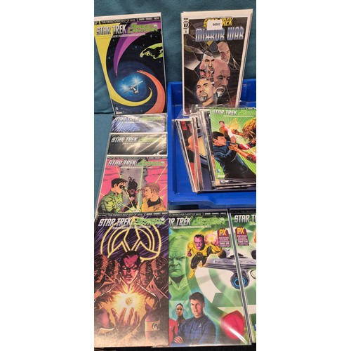 556 - Collection of IDW Comics Star Trek Deep Space Nine Comics.