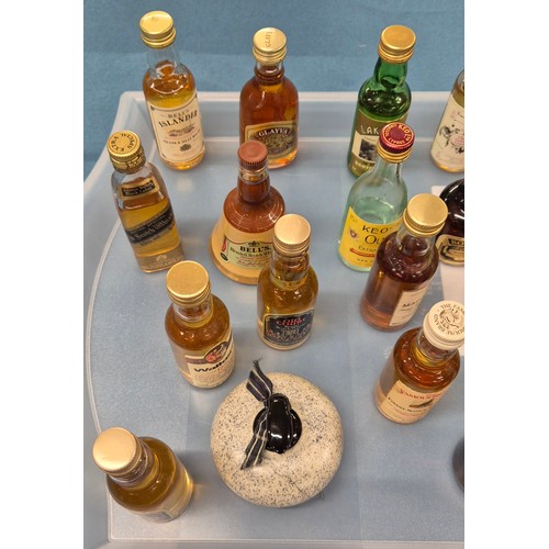 179 - Tray of Miniature Whiskies; Bells- Islander, Glayva, Tobermory, Grant's Bowmore, Charlie's Choice, T... 