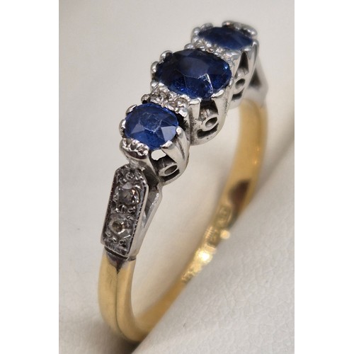 19 - 18ct yellow gold & Platinum, diamond and sapphire stone ring. 3.46grams. Ring size M.