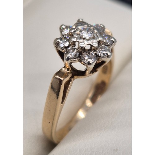 14 - 9ct yellow gold and diamond stone cluster. 2.56Grams. Ring size J.