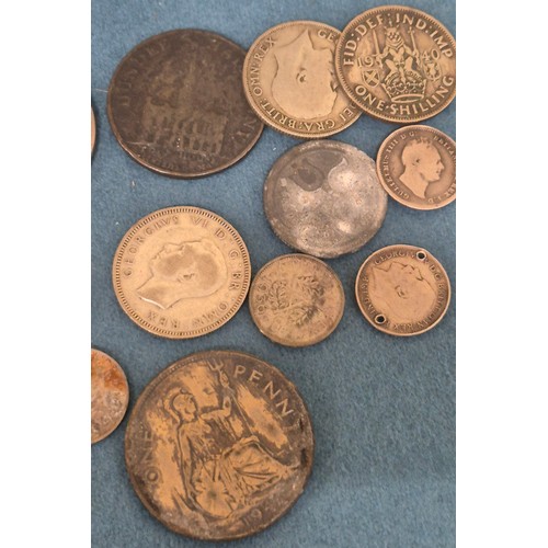 27 - A Collection of mixed U.K. Coins: miniature 1902 George VII Coin showing George and dragon to back. ... 
