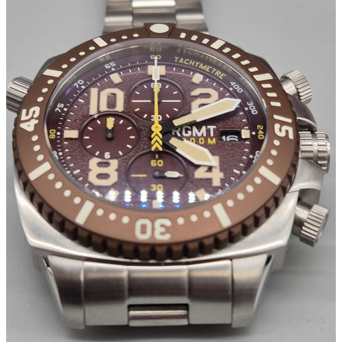 23 - RGMT 2000M Chronograph Quartz Watch. Comes with box and manual.