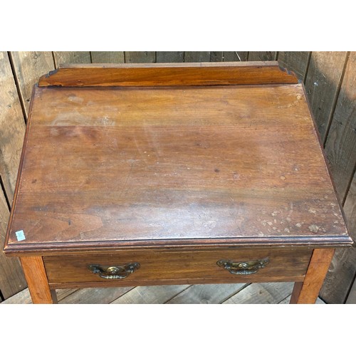 418 - 19th century Mahogany wash stand. Single drawer and raised on square tapered legs.