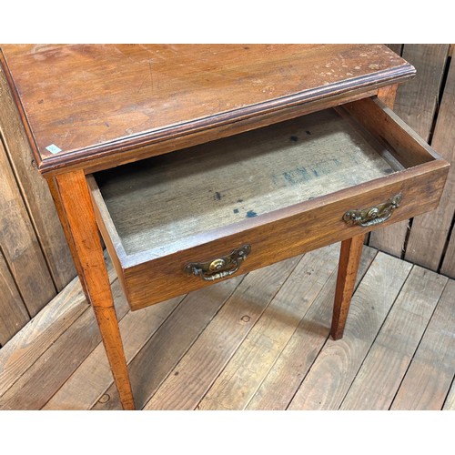 418 - 19th century Mahogany wash stand. Single drawer and raised on square tapered legs.