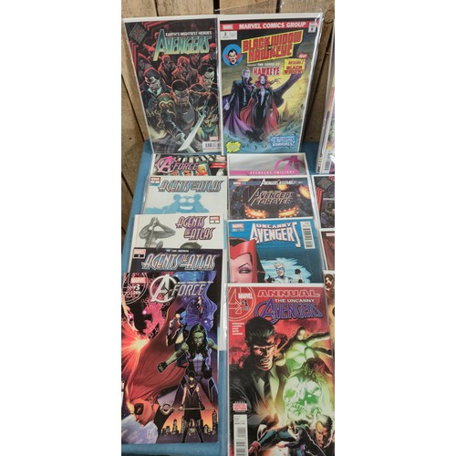 510 - Collection of Marvel Comics; Avengers, Agents of Atlas,  A-Force, Savage Avengers, Variant editions ... 