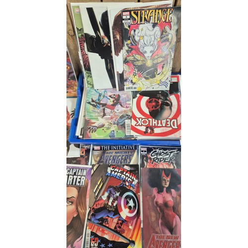 547 - Collection of Marvel Comics; Avengers, Strange, Black Panther, Namor, Captain America, Variant editi... 
