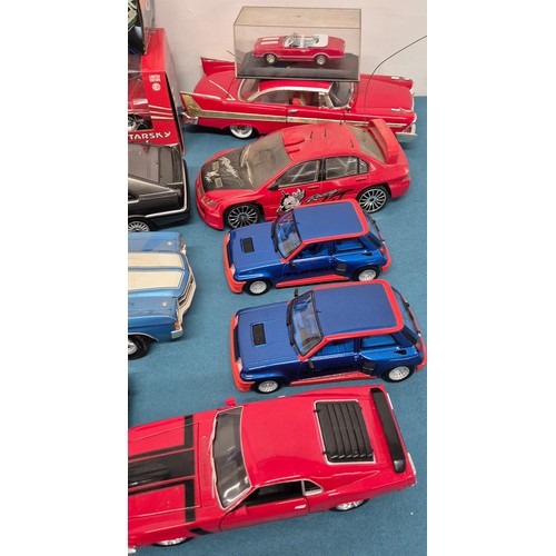 136 - Crate of model vehicles; Back to the Future DeLorean model, Starsky & Hutch 1976 Ford Gran Torino, B... 