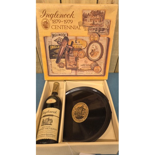 206 - Boxed 1974 Inglenook Estate Bottled Napa Valley Cabernet Sauvignon with serving tray.