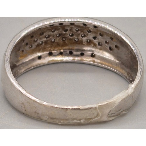 23 - 9ct white gold and diamond stone ring. Fitted with black and white diamonds. Three 9ct yellow gold h... 