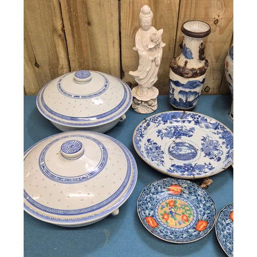 275 - Collection of 19th & 20th century Chinese Porcelain; Pair of antique Blanc De Chine buddha sculpture... 