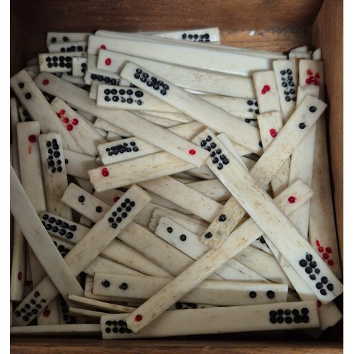 341 - Early 20th century Mah-Jong set with Bamboo and bone play pieces. Fitted within an oak and metal bou... 