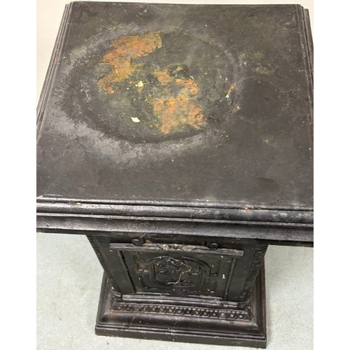 457 - 19th Century Victorian Cast Iron Garden Pedestal. 83x46x46cm.