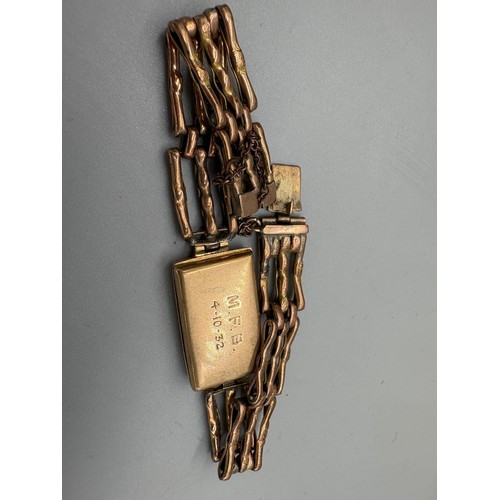 101A - 9ct yellow gold scrap watch case and strap. 11.54grams.