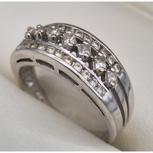 27 - 18ct white gold and diamond stone ring. 0.50cts diamonds. 4.70Grams. Ring size O.
