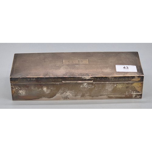 43 - Large London Silver Cigar Box, Engraved with initials G.E. to the cartouche of the lid. Produced by ... 