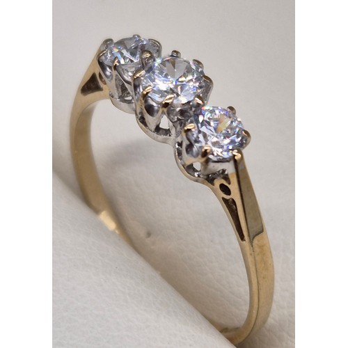 43 - 9ct yellow gold and CZ Stone ring. 1.18grams. Ring size L.