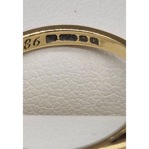 46 - 18ct yellow gold diamond solitaire ring. 0.50ct. Round cut diamond. 2.32grams. Ring size L.