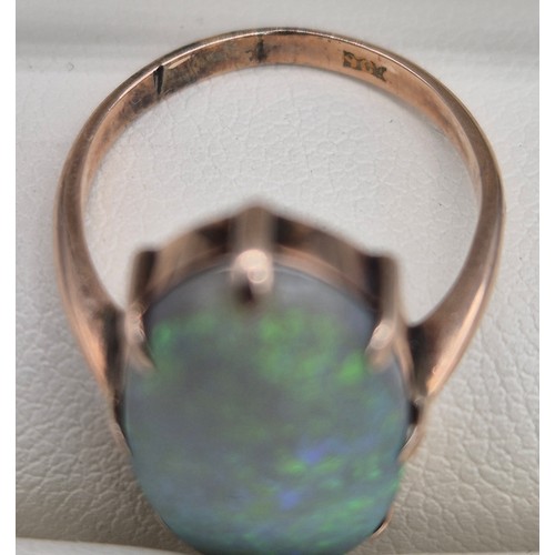 59 - Antique 9ct yellow gold and large Solitaire opal gem stone ring. 2.48Grams. Ring size J. Oval form o... 
