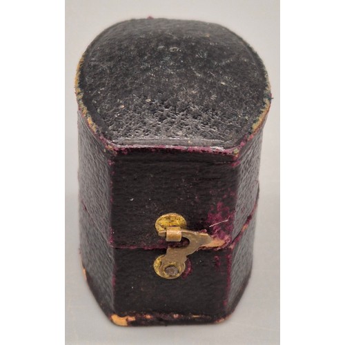 7 - Antique 9ct yellow gold five stone Sapphire gem stone ring. 2.67Grams. Ring size H. Comes with antiq... 