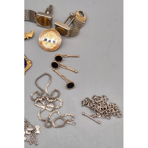35 - Selection of mixed silver and costume jewellery; 925 silver bangle, Mithril Jewellery (Russell Douga... 