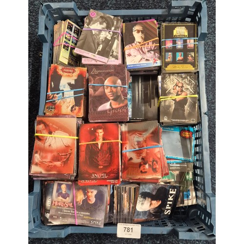 Tray of trading cards; Angel, Spike, Marylyn Munroe, Avengers and ...