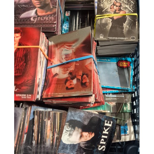 Tray of trading cards; Angel, Spike, Marylyn Munroe, Avengers and ...