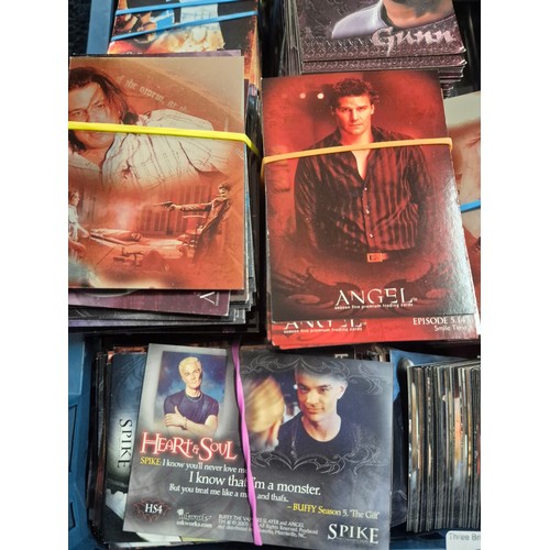 Tray of trading cards; Angel, Spike, Marylyn Munroe, Avengers and ...