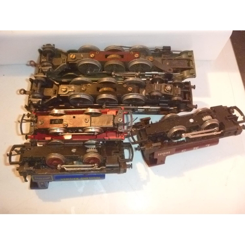 216 - 5 railway locomotives mostly by triang / hornby oo gauge untested