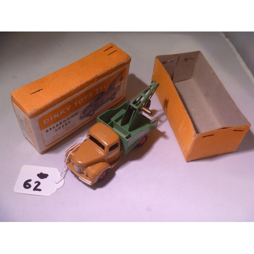 62 - dinky toys (model vg, box G) commer breakdown lorry