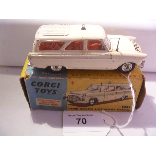 70 - corgi toys (box F model G) FORD ZEPHYR POLICE