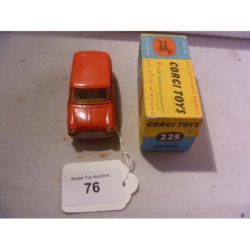 76 - corgi toys (box VG model E) austin 7 mini