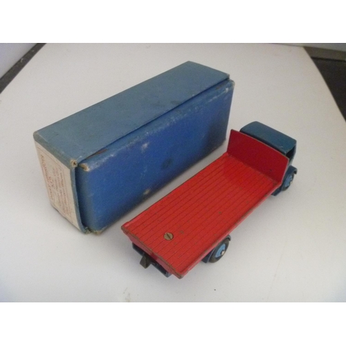 40 - DINKY TOYS (BOX F MODEL G) GUY FLAT TRUCK