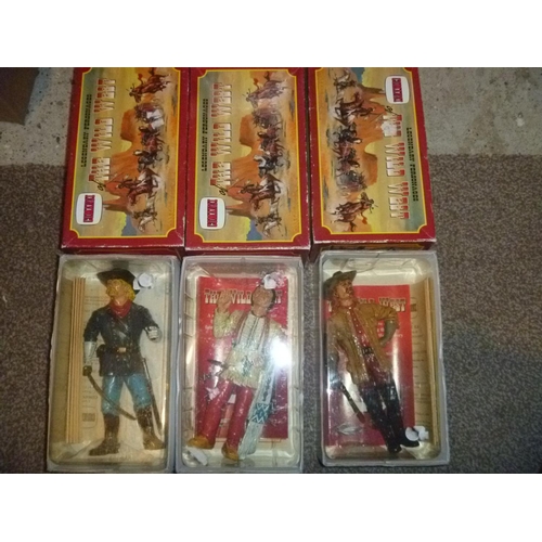 139 - comansi vintage wild west figurines all boxed