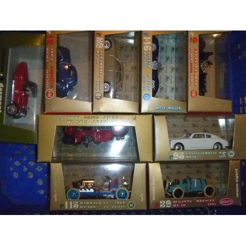 140 - 9 boxed brumm models