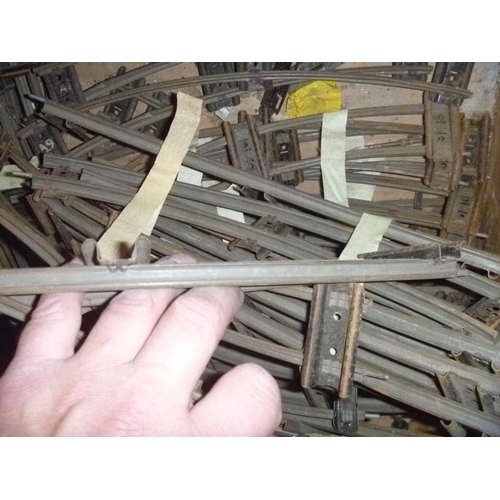 153 - hornby o gauge rails and crossing etc